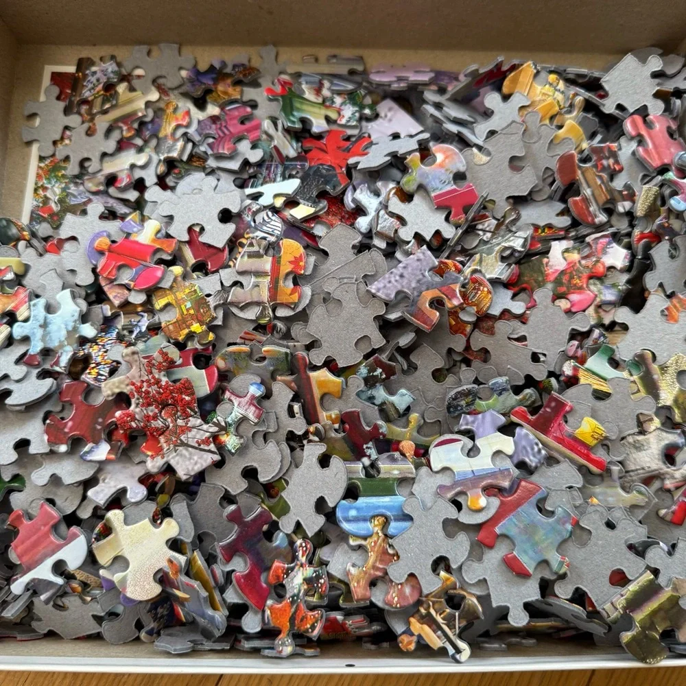 WHITE MOUNTAIN 1000pc Joy of Christmas jigsaw puzzle